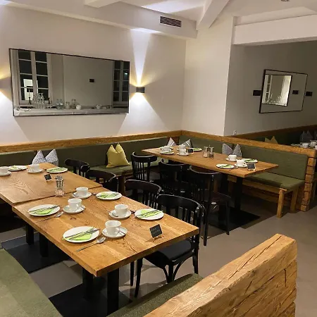 Restaurant Goldenes Ross Отель *