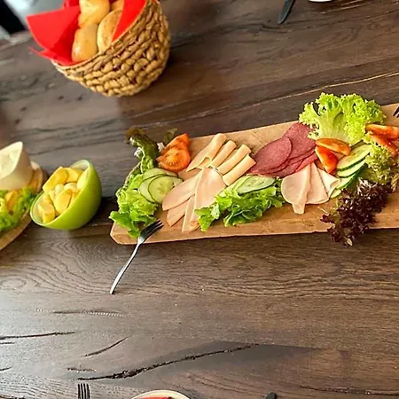 Otel Restaurant Goldenes Ross
