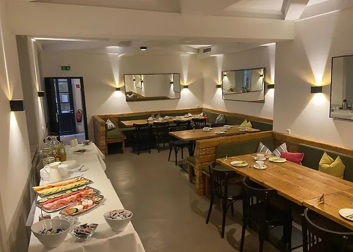 ホテル Restaurant Goldenes Ross Göllheim