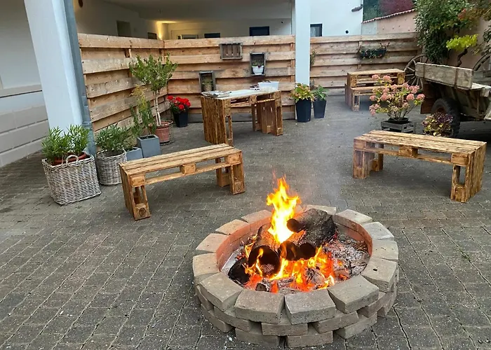 ホテル Restaurant Goldenes Ross Göllheim